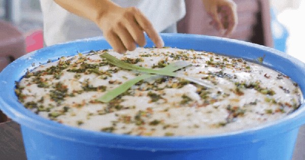 Tập tục lạ kỳ của người Huế khi nấu ăn: Đặt lá hình chữ thập lên trên món ăn để tránh bị "ngâu vọc", lý do khiến ai cũng bất ngờ