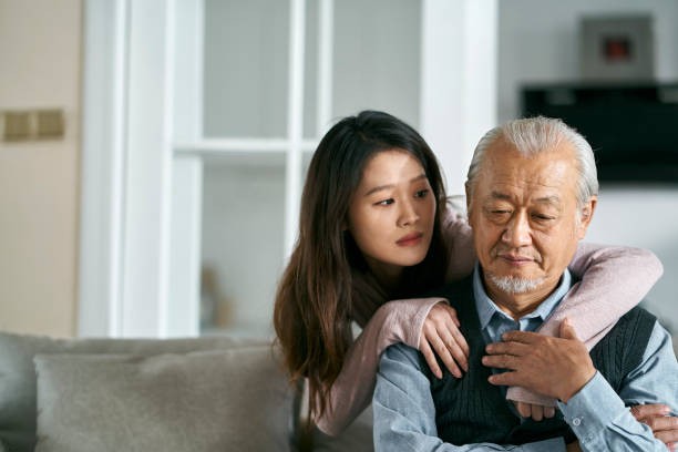 Con gái được bố tặng căn nhà 16 tỷ đồng, định bán đi thì lập tức bị đòi lại, tòa án phán quyết: “Một người trắng tay”