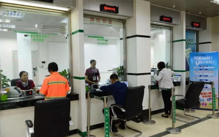 Ngân hàng cho khách vay 4,7 tỷ đồng, quá hạn đòi nợ đối phương mới thú nhận: Hồ sơ vay vốn là giả, tài sản thế chấp cũng không tồn tại