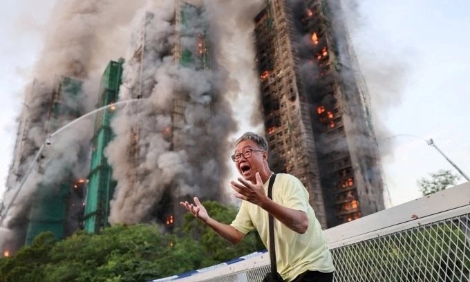 Vụ cháy chung cư ở Hong Kong: Vì sao đặc khu giàu có vẫn dùng giàn giáo từ thời Vạn Lý Trường Thành?