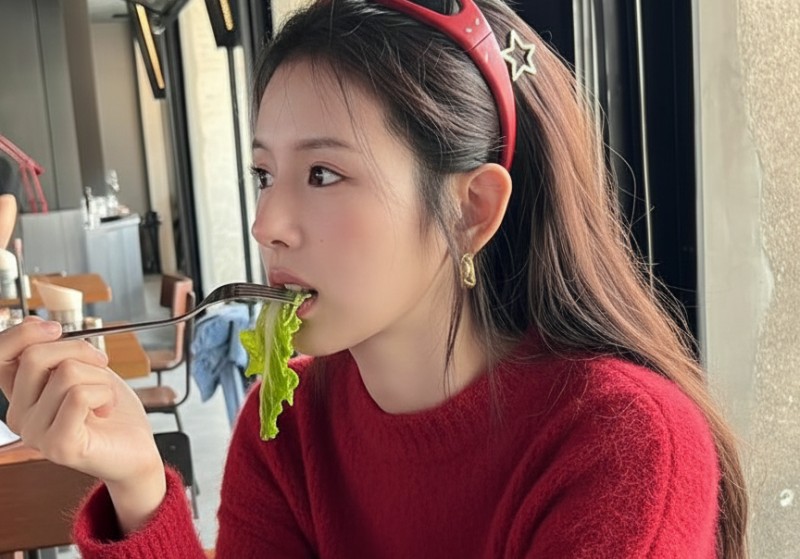 Loại rau cứ mùa lạnh là bếp Việt không nhà nào thiếu, nữ giới ăn vào giảm cân, dưỡng da, phòng ung thư, trẻ hóa