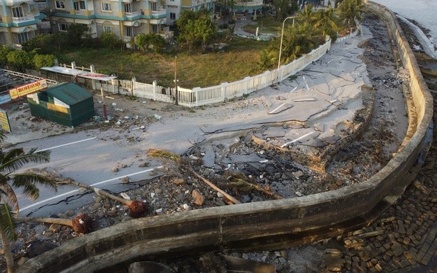 Thanh Hóa: Biển Hải Tiến tan hoang sau 3 cơn bão, chờ hơn 90 tỷ đồng để tái thiết