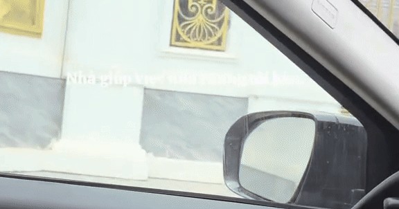 Xôn xao clip chủ nhà đưa giúp việc về quê thì phát hiện bà sống trong một biệt thự ở Thanh Hoá?