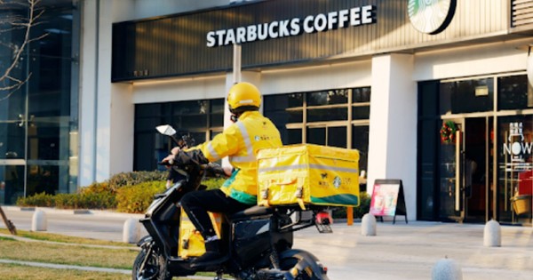 Shipper bị bỏng vì 2 ly trà nóng của Starbucks: Đòi bồi thường 1,3 nghìn tỷ đồng, phán quyết của tòa gây bất ngờ