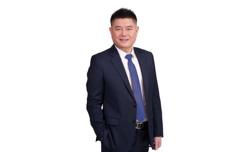 Vừa rời LPBank, "bầu" Thụy giữ chức quyền Tổng Giám đốc Sacombank