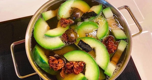 Sau khi uống nước luộc quả này trong 15 ngày tôi giảm 5kg, da và chân săn chắc: Nó đầy chợ Việt quanh năm, giá lại rẻ hều