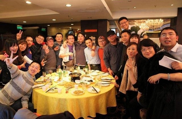 Lớp trưởng lương 90 triệu đồng/tháng mời họp lớp nhưng “biến mất” lúc nhận hoá đơn 10 triệu, tôi phải trả thay: 2 tuần sau thấy tin nhắn “điếng người”