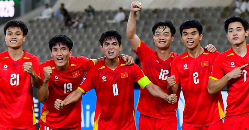 Phỏng vấn nóng đội trưởng U23 Việt Nam khi vào bán kết U23 châu Á: Động lực của chúngem là lá cờ trên ngực trái!