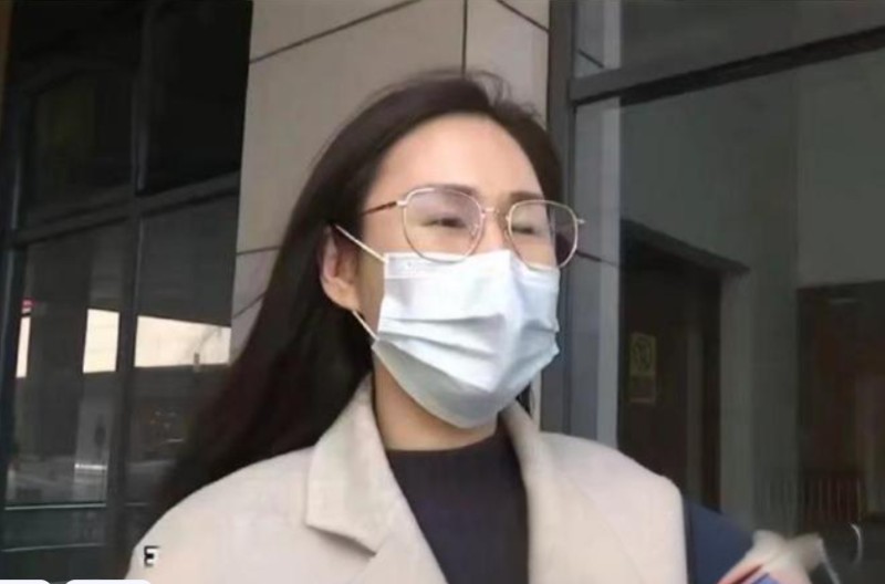 Tài khoản tiết kiệm bị rút 283 lần chỉ trong 90 phút, người phụ nữ đòi bồi thường hơn 1 tỷ đồng nhưng bị ngân hàng từ chối: “Chị không có đủ bằng chứng”