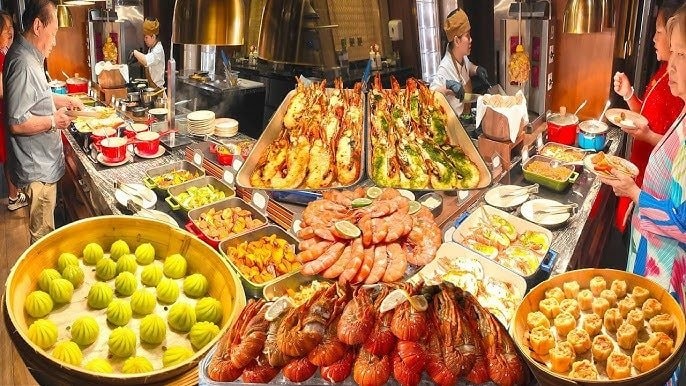 Tích cóp 10 năm mở nhà hàng, vừa đông khách thì chủ nhà đòi tăng giá thuê mặt bằng gấp 4 lần: Tôi lập tức dọn đi, nửa năm sau ai nấy sững sờ