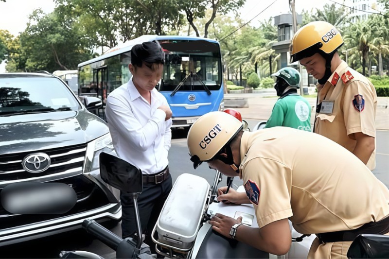 Người tham gia giao thông chú ý: Lỗi vi phạm bị xử phạt đến 22 triệu đồng theo Nghị định 168 đang được CSGT phạt nguội qua camera AI