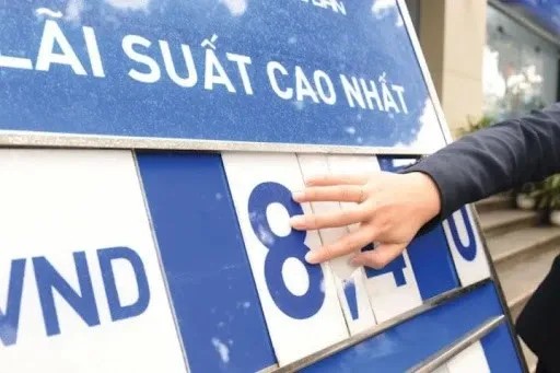 Vì sao lãi suất huy động liên tục tăng?