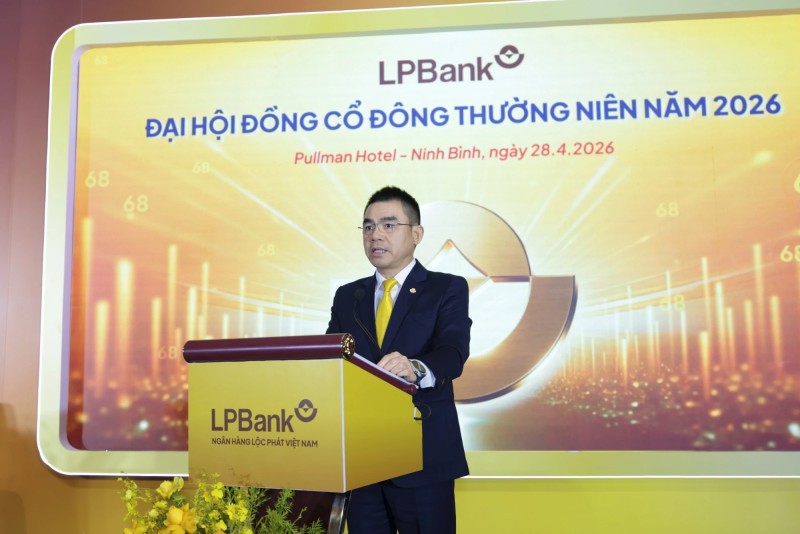 Cổ đông LPBank chất vấn về kế hoạch lợi nhuận gần 15.000 tỷ