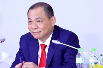 Tỷ phú Phạm Nhật Vượng lại lập kỷ lục; 'vua thép' tự tin về thép ray đường sắt