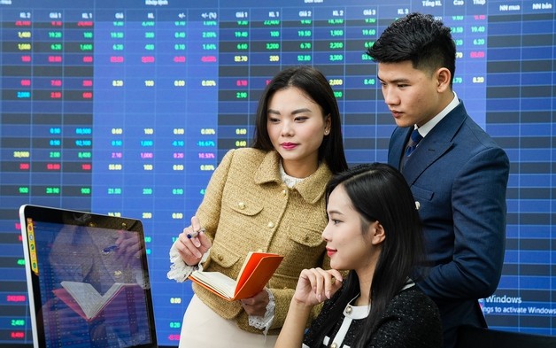 VN-Index phục hồi, đâu là động lực kéo dòng tiền trở lại?