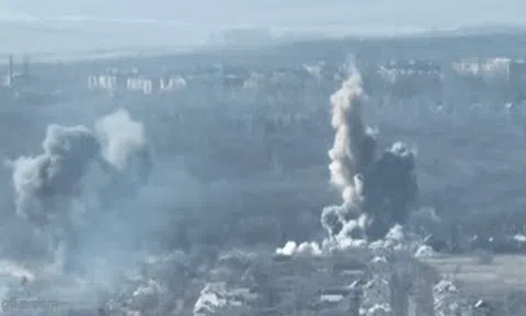 “Điểm nóng” Chasov Yar: Nga tăng cường sử dụng bom có sức nổ cao, tình thế trên mặt trận thế nào?